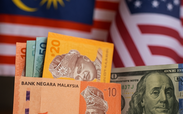 Malaysia to Ramp Up Support for Ringgit as Foreign Outflows and Fed Rate Outlook Weigh on Currency