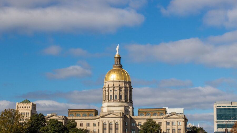 Michigan Senate Primary Exposes Fractured Democratic Coalition Ahead of November