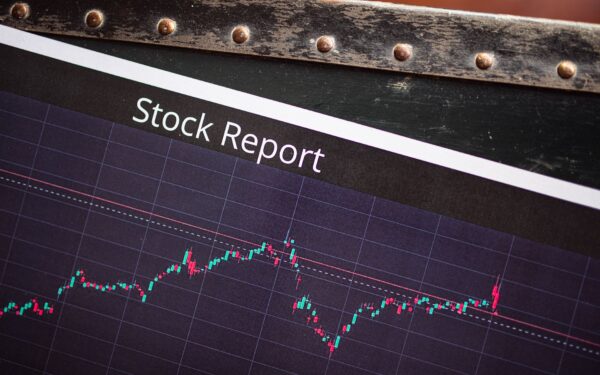 Indian Benchmarks Drift in Narrow Range as European Bourses Hold Near Parity