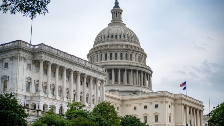 Federal Reserve Independence Under Strain as White House and Congress Clash Over Rate Policy