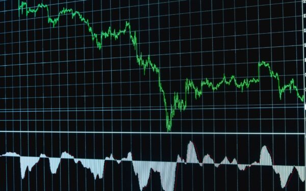 Derivatives Markets Flash a Warning as Rate-Cut Bets Reach Extreme Levels